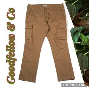 Goodfellow & Co Men's Brown Cargo Pants relaxed Size 33”x30” preowned like new